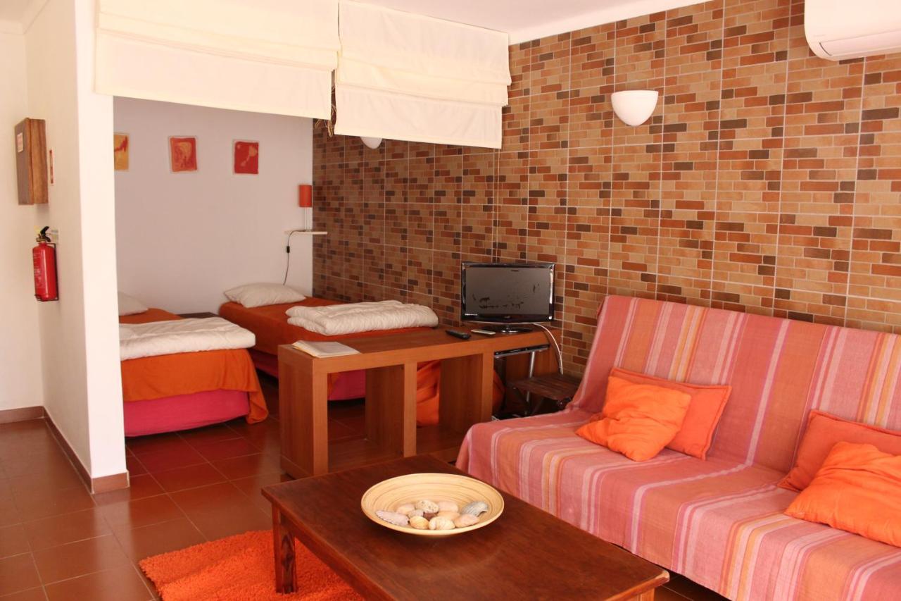 Beach Front Apartment 1 サグレス エクステリア 写真